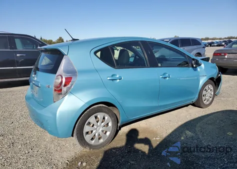 2013 Toyota Prius C из США, поврежденный, VIN JTDKDTB3XD1032380